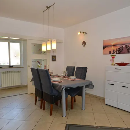 Radovani Peaceful And Serene With Terrace - Two Bedroom With Terrace Apartment *