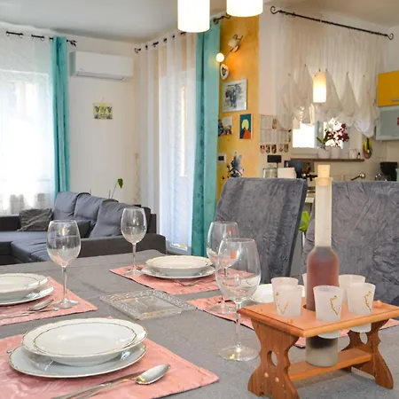 Radovani Peaceful And Serene With Terrace - Two Bedroom With Terrace * Rovinj