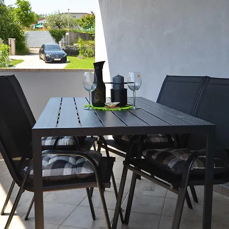 Apartment Radovani Peaceful And Serene With Terrace - Two Bedroom With Terrace *